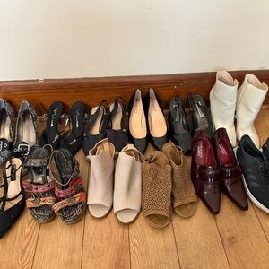 Guess Black and Beige Heels